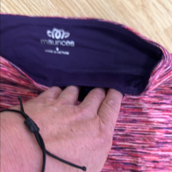 Maurices Pink and Purple Capris with Stretchy Athletic Fabric - Picture 7 of 12